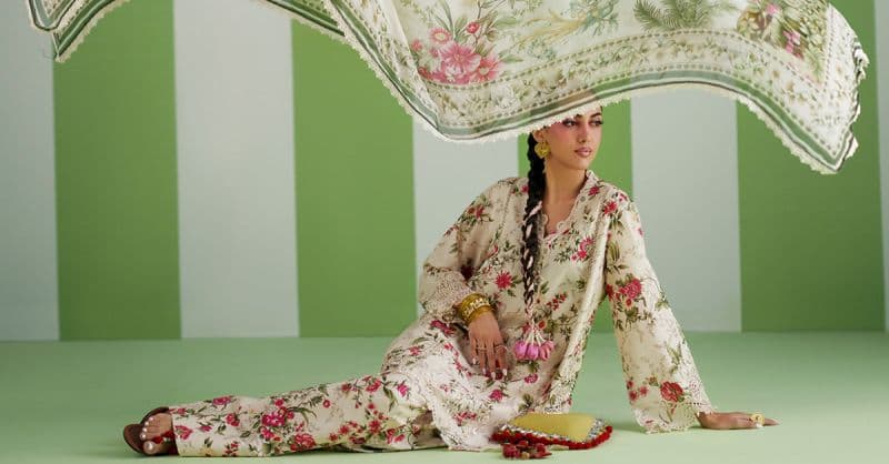 3 Piece Embroidered Lawn Suit thumbnail