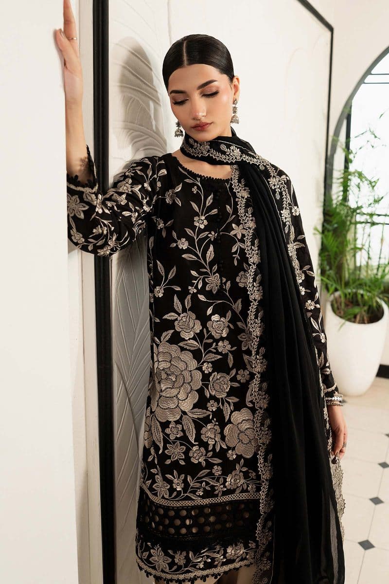 3 Piece Embroidered Lawn Suit thumbnail