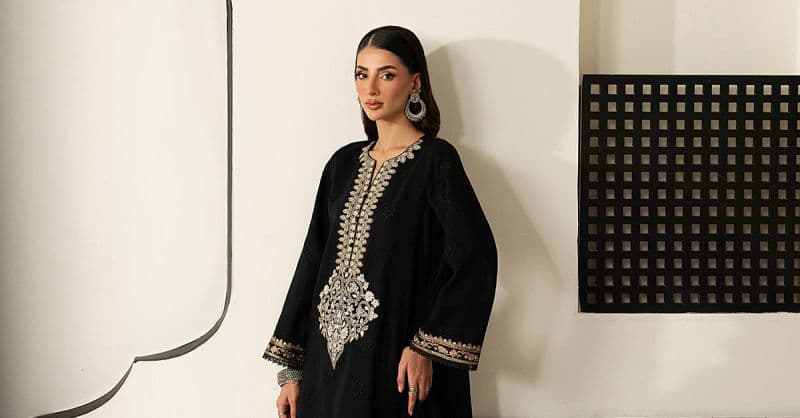 3 Piece Embroidered Lawn Suit thumbnail
