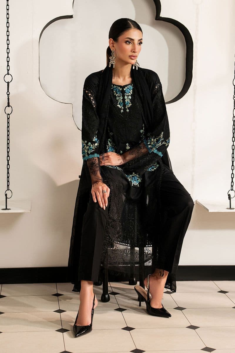 3 Piece Embroidered Lawn Suit thumbnail