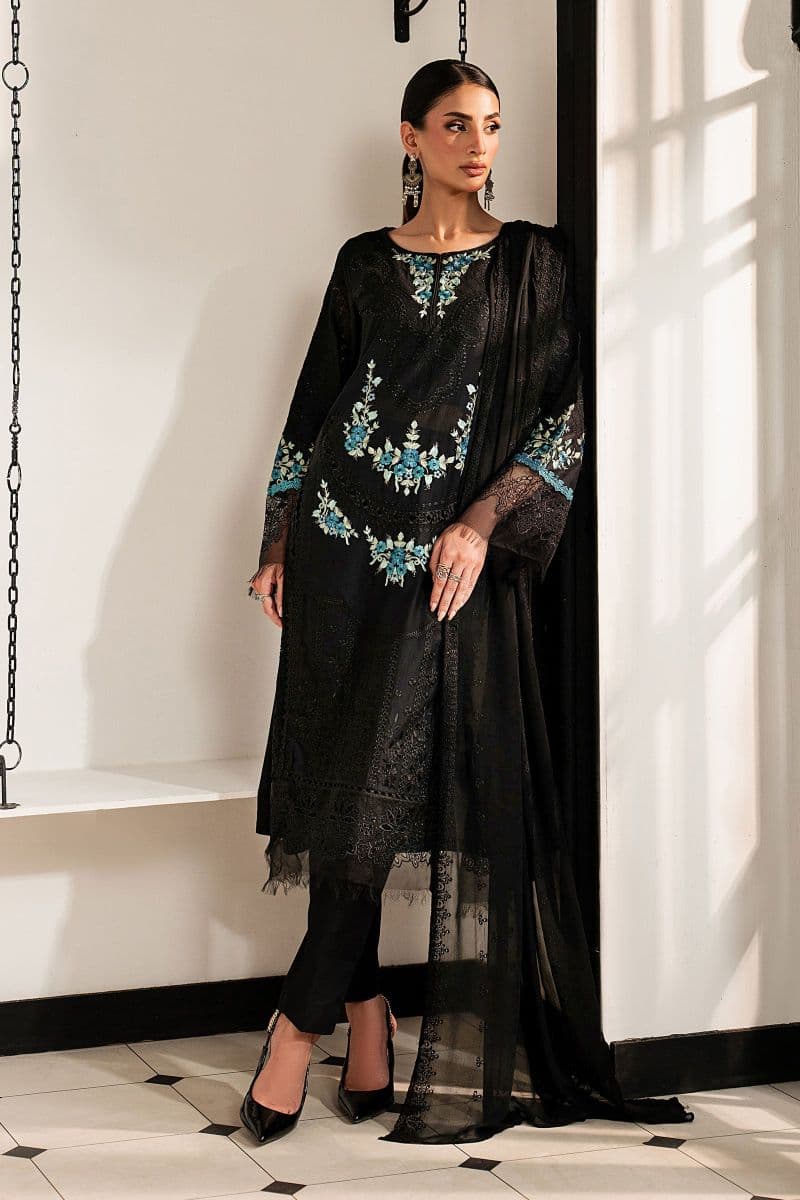 3 Piece Embroidered Lawn Suit thumbnail