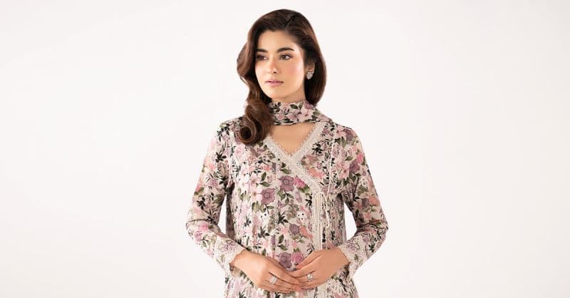 3 Piece Embroidered Lawn Suit