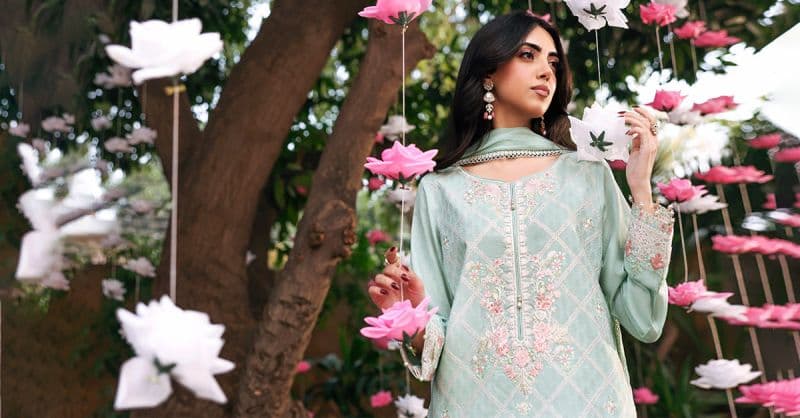 3 Piece Embroidered Dobby Lawn Suit thumbnail