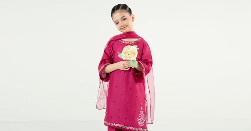 3 Piece Embroidered Lawn Suit thumbnail