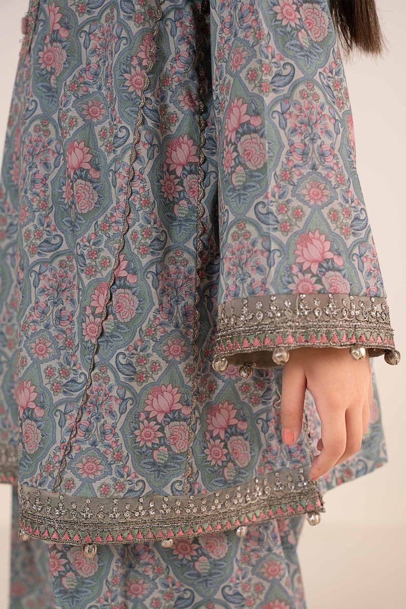 3 Piece Embroidered Lawn Suit thumbnail