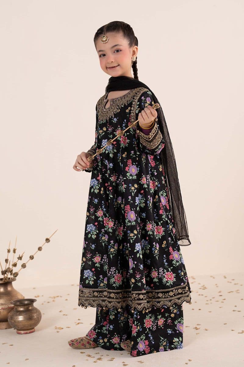 3 Piece Embroidered Lawn Suit thumbnail