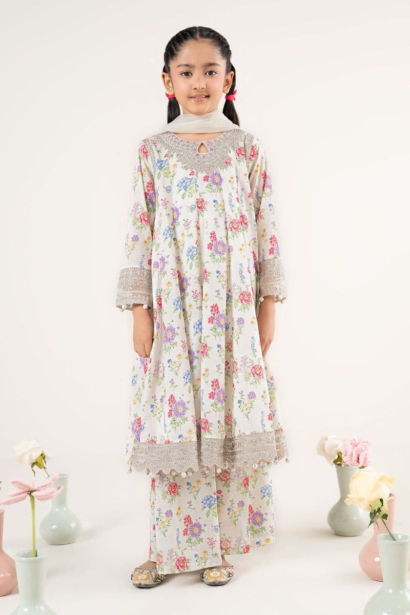 3 Piece Embroidered Lawn Suit thumbnail