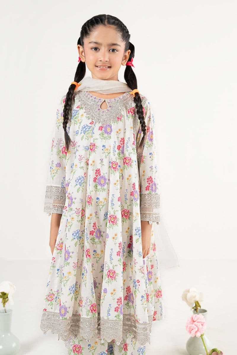 3 Piece Embroidered Lawn Suit thumbnail