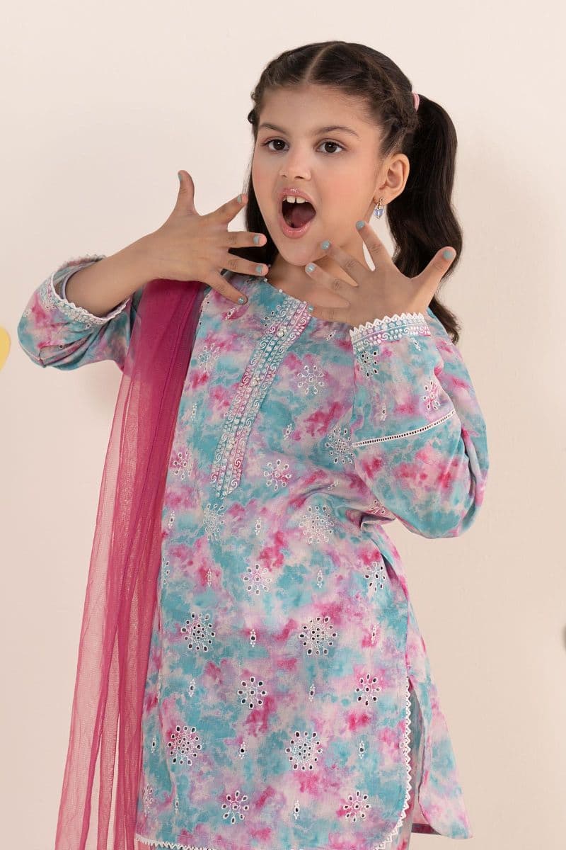 3 Piece Embroidered Lawn Suit thumbnail