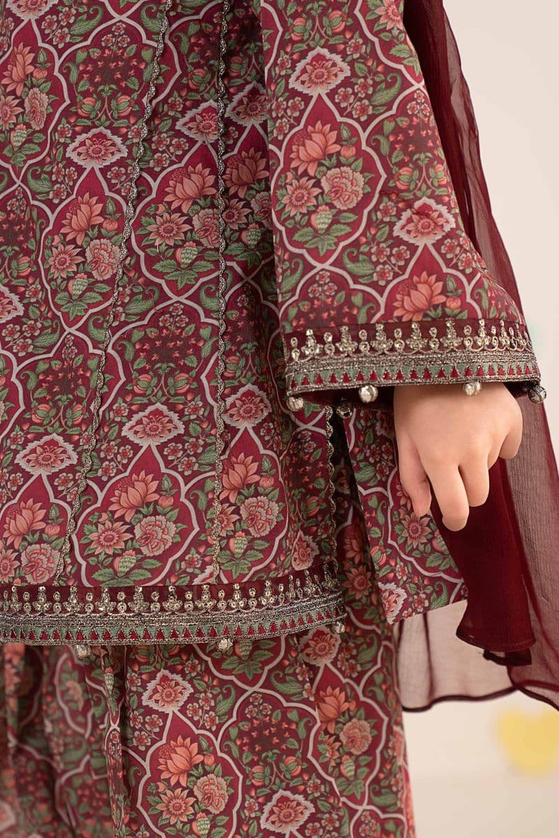 3 Piece Embroidered Lawn Suit thumbnail