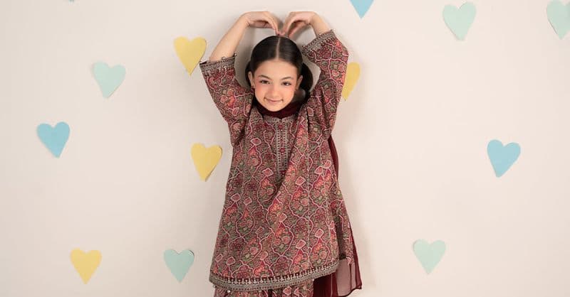 3 Piece Embroidered Lawn Suit thumbnail