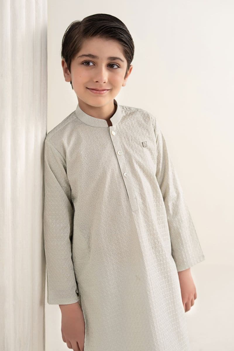 Embroidered Lawn Kurta