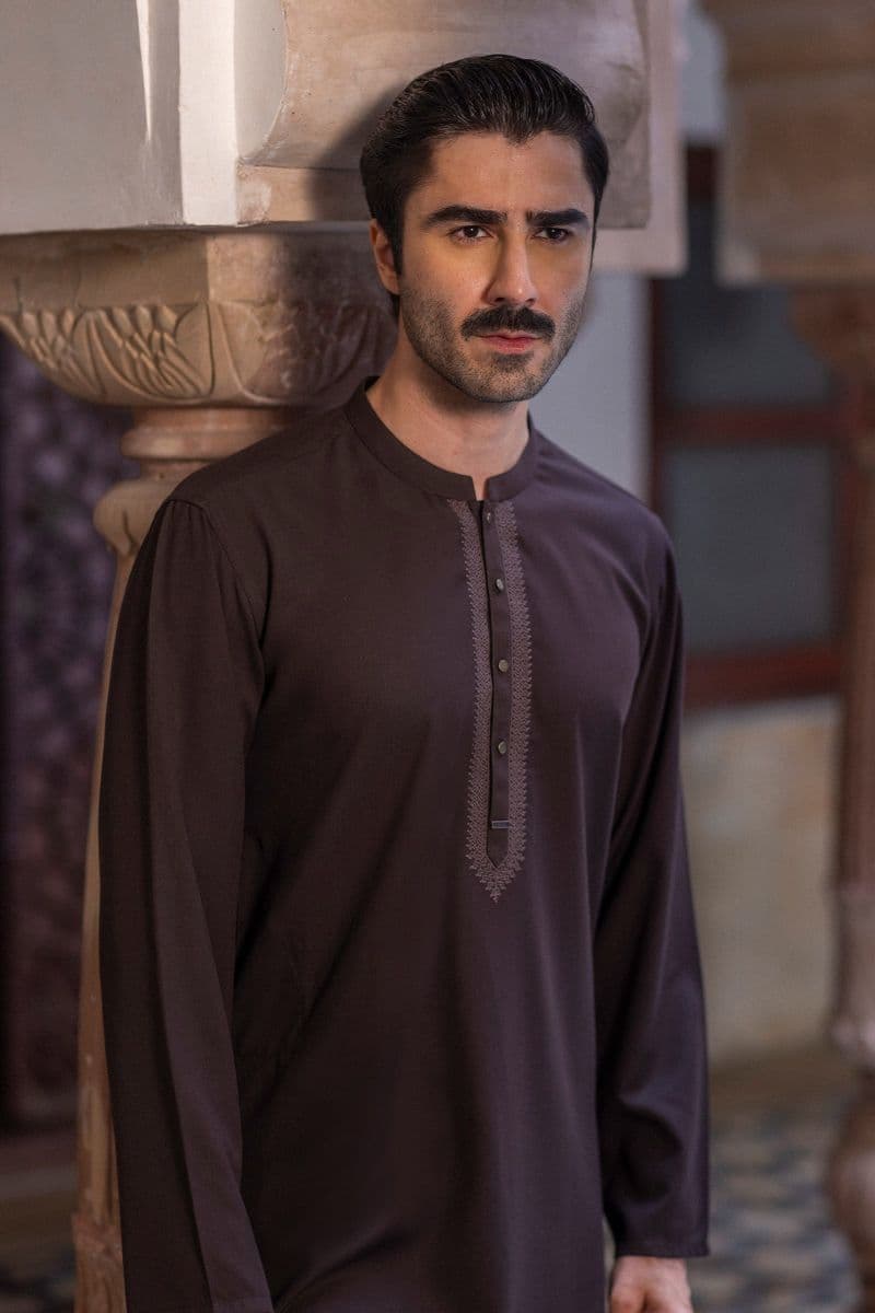 Embroidered Blended Kurta thumbnail