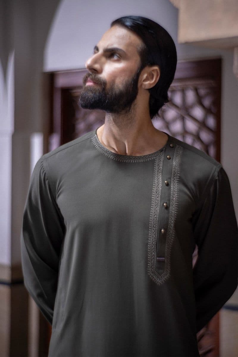 Embroidered Blended Kurta thumbnail