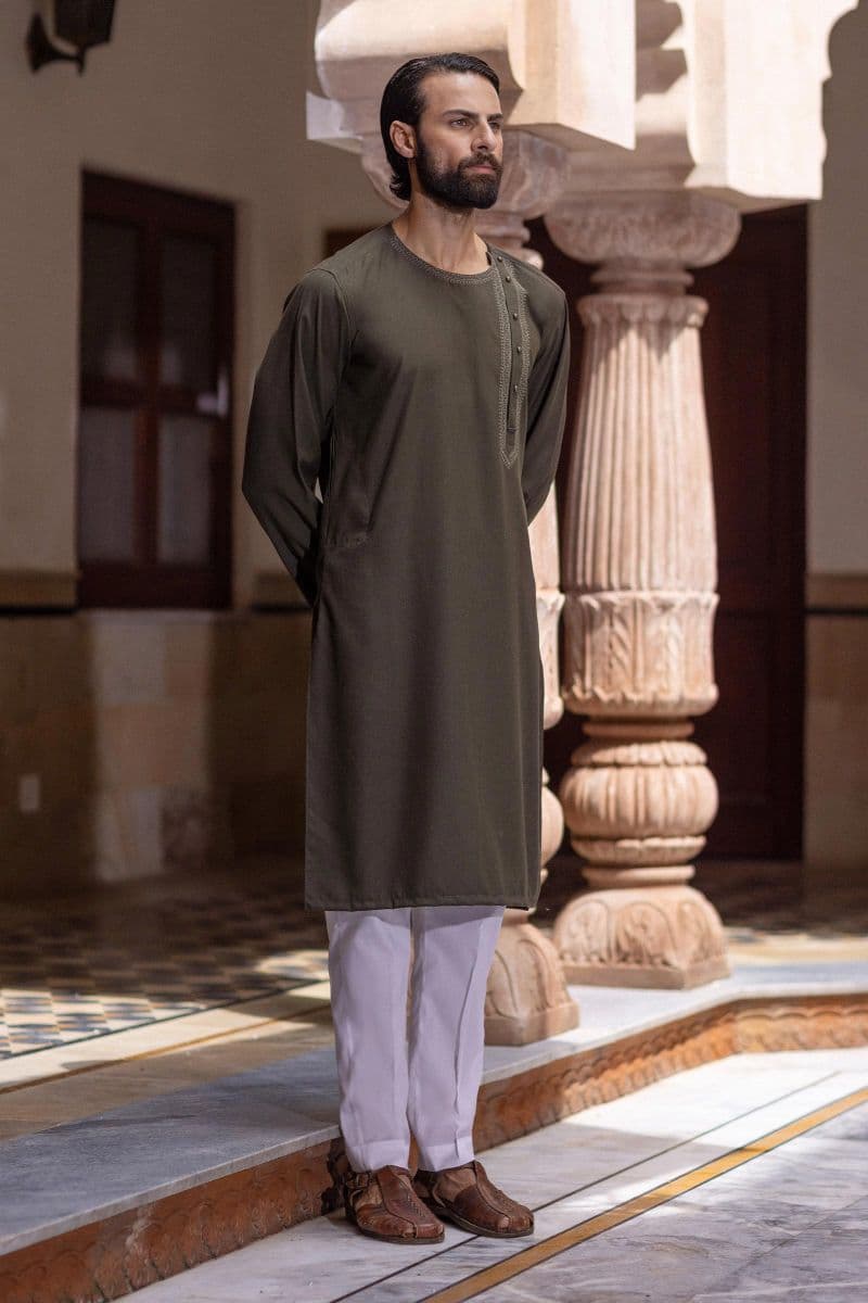 Embroidered Blended Kurta thumbnail