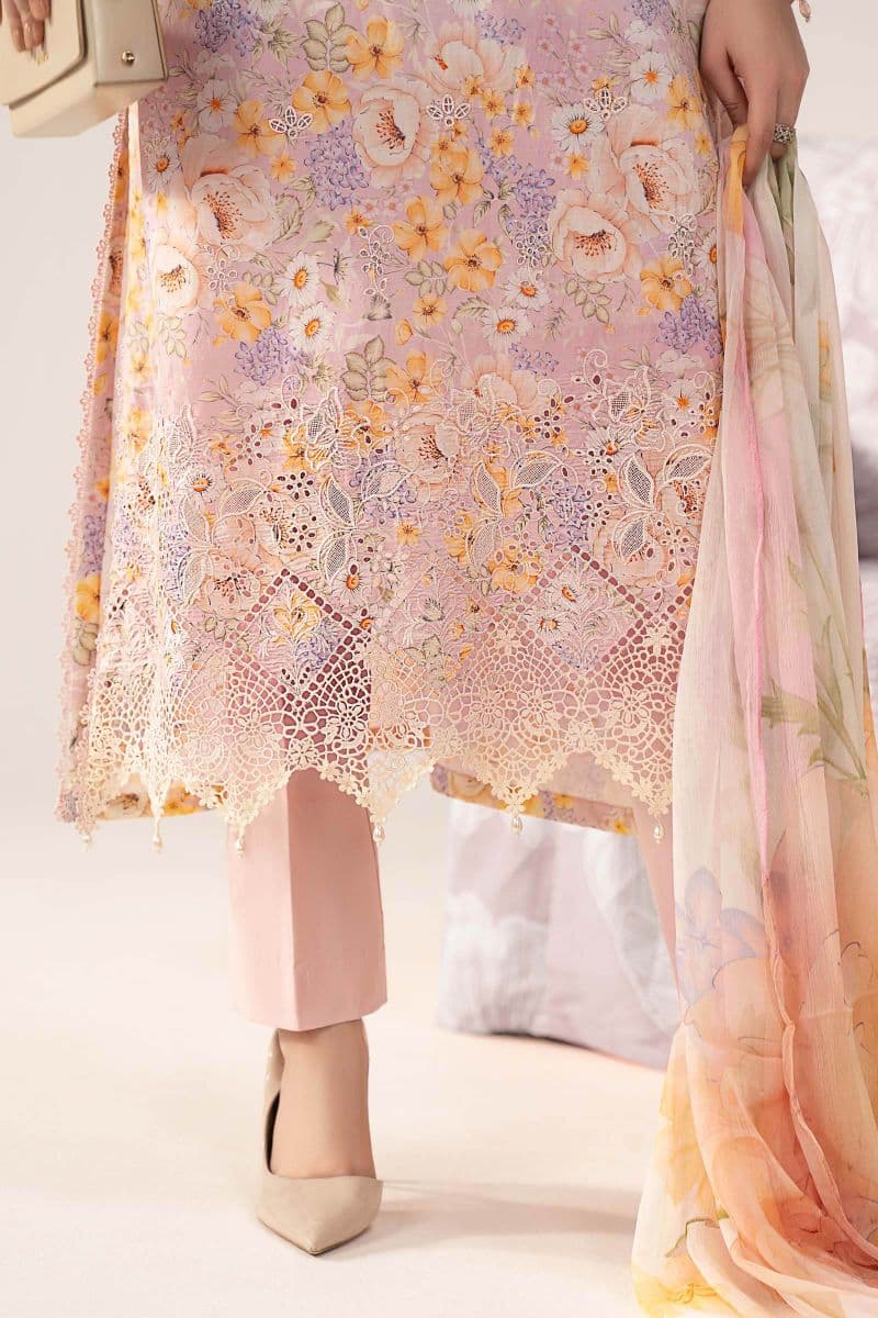 3 Piece Embroidered Lawn Suit thumbnail