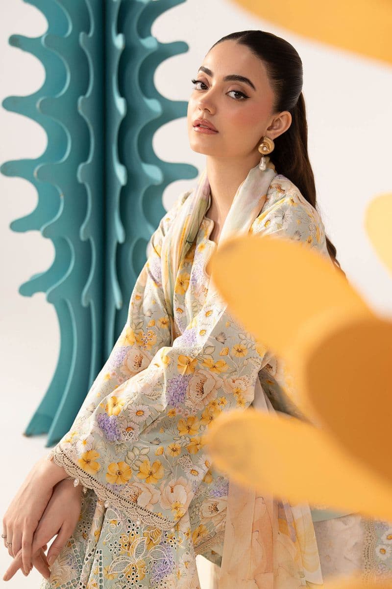 3 Piece Embroidered Lawn Suit thumbnail