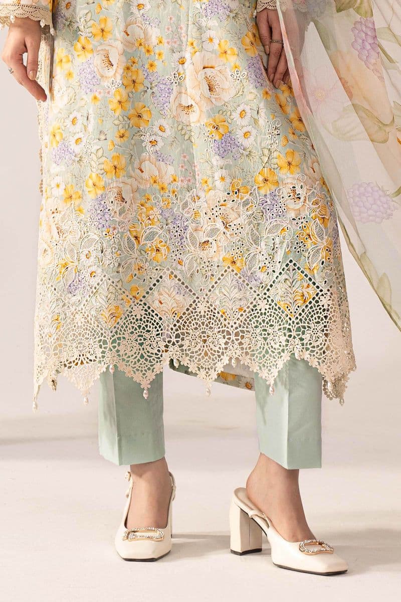 3 Piece Embroidered Lawn Suit thumbnail