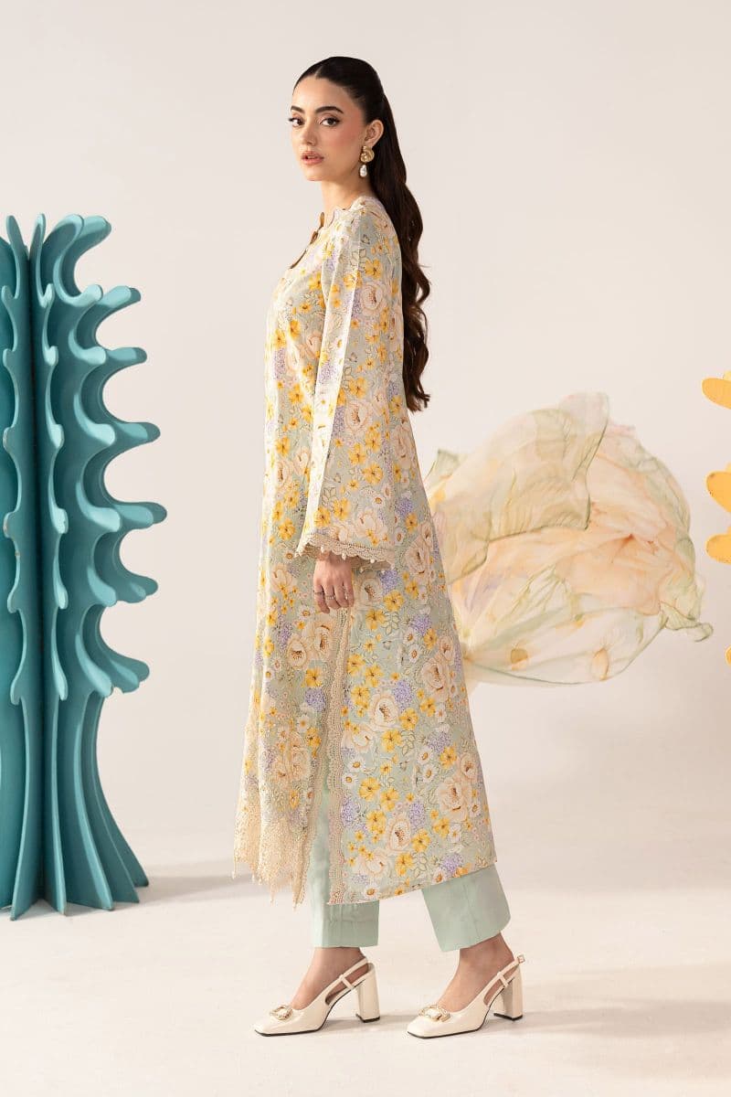 3 Piece Embroidered Lawn Suit thumbnail