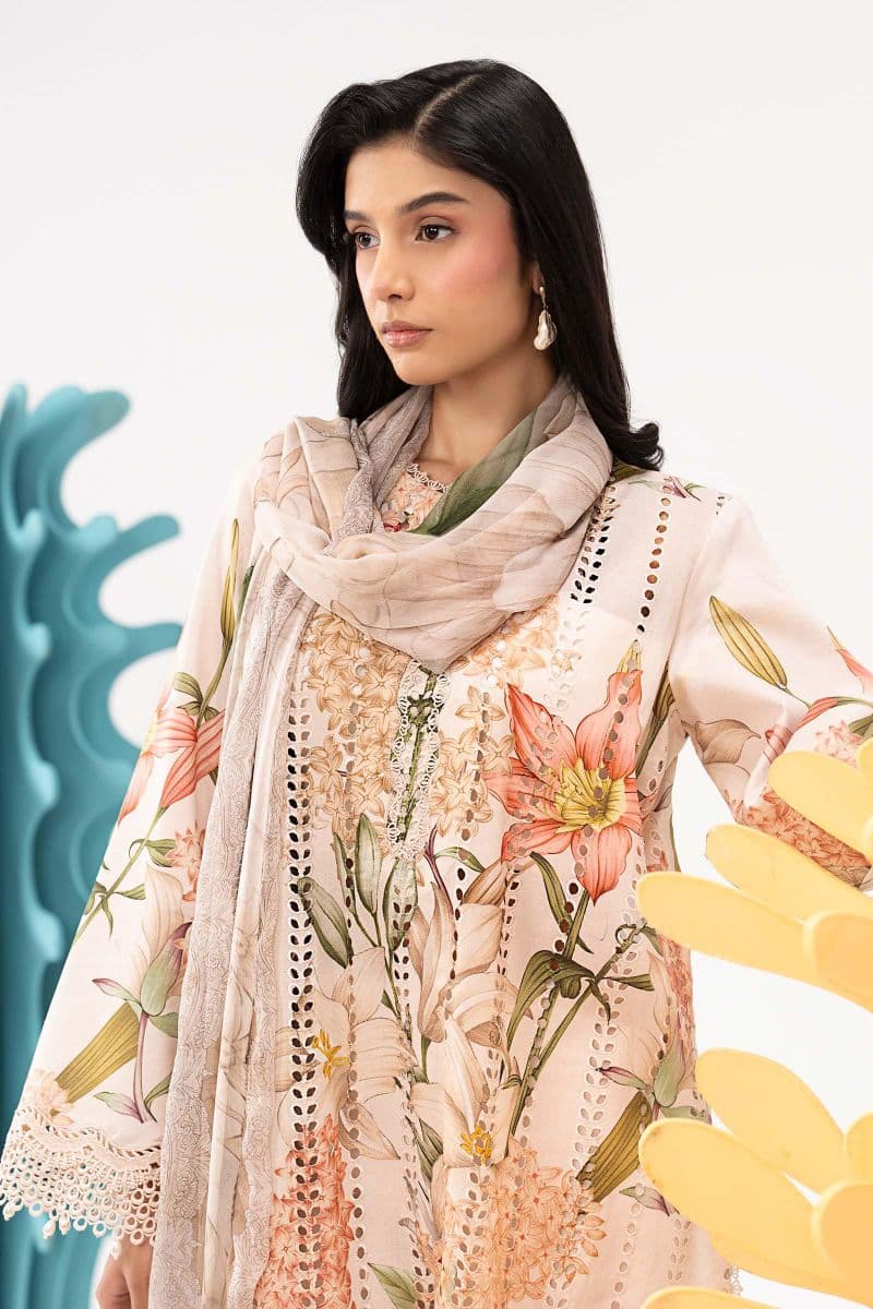 3 Piece Embroidered Lawn Suit thumbnail