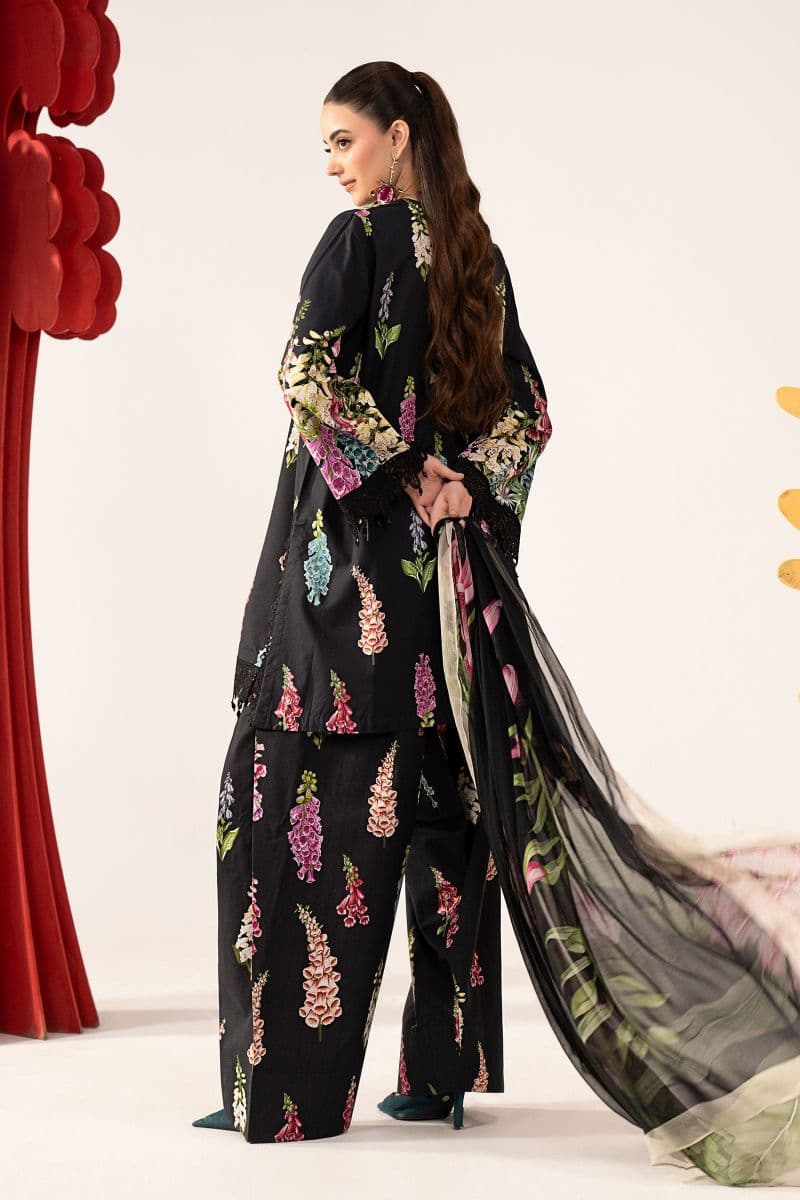 3 Piece Embroidered Lawn Suit thumbnail