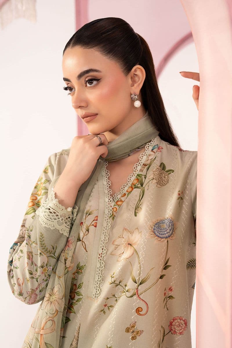 3 Piece Embroidered Lawn Suit thumbnail