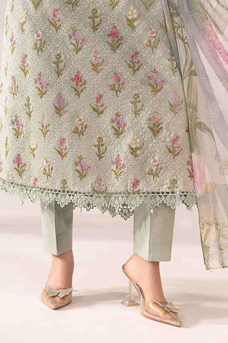 3 Piece Embroidered Lawn Suit thumbnail
