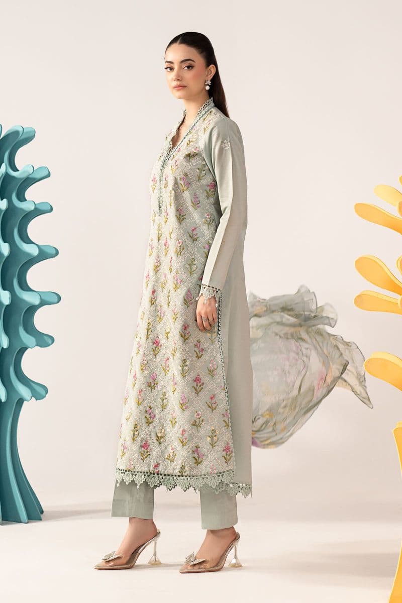3 Piece Embroidered Lawn Suit thumbnail