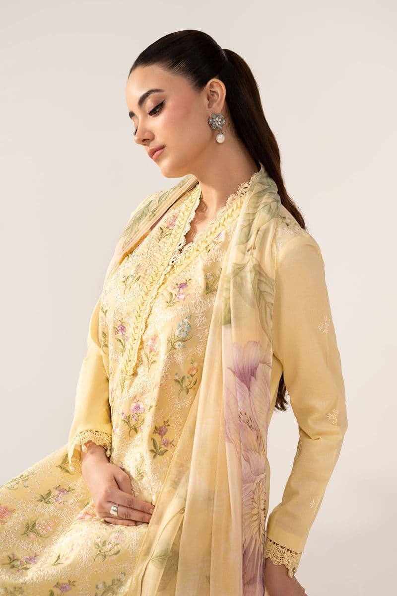 3 Piece Embroidered Lawn Suit thumbnail