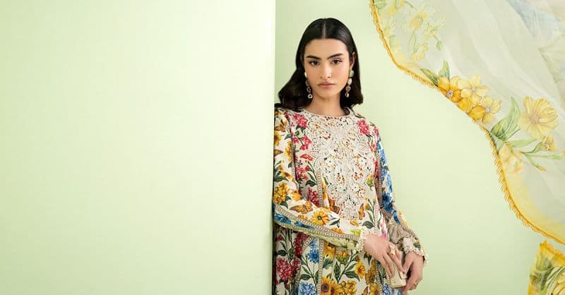 3 Piece Embroidered Lawn Suit thumbnail