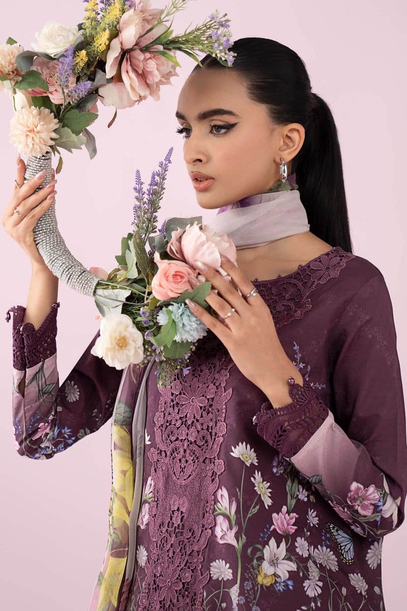 3 Piece Embroidered Lawn Suit thumbnail