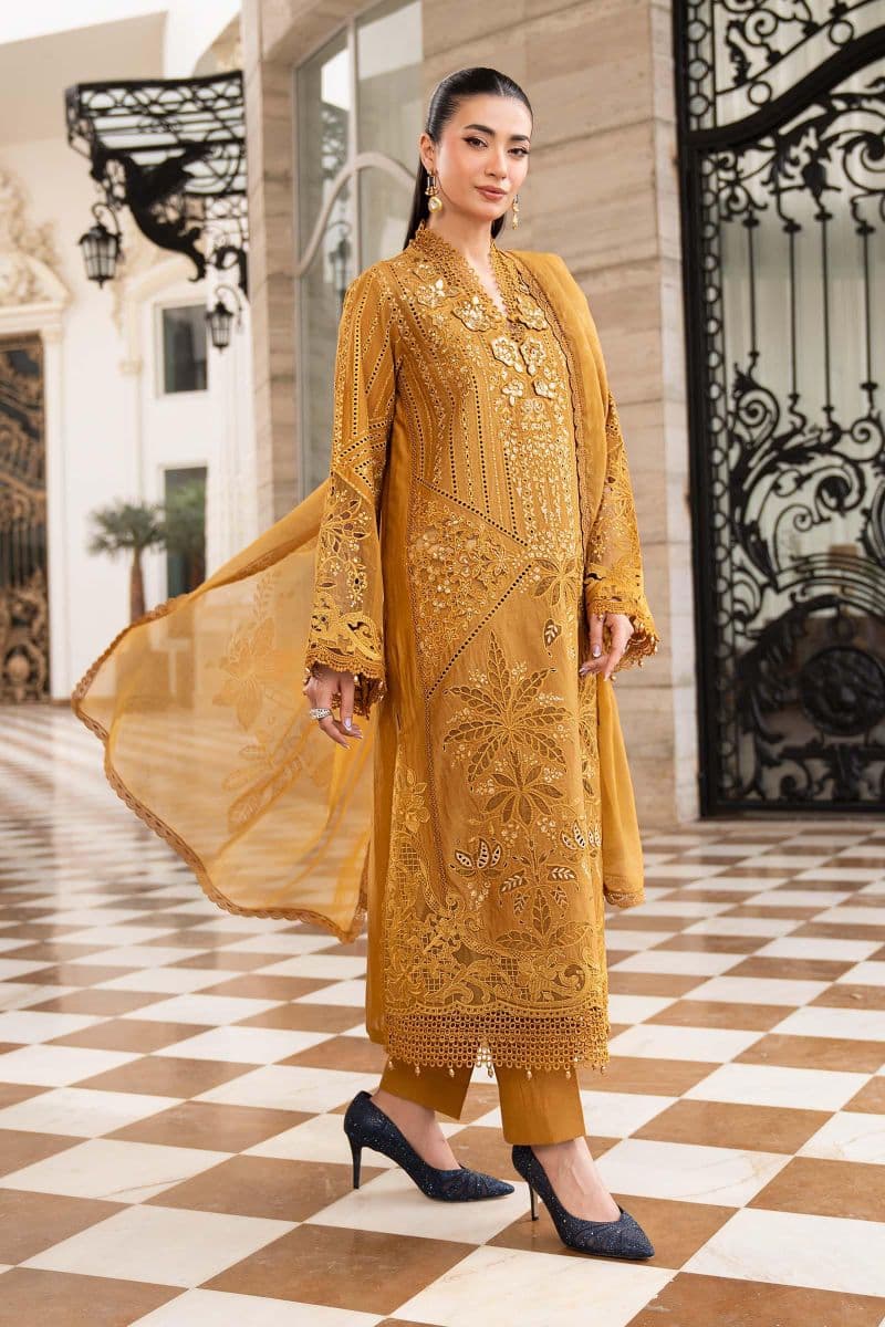 3 Piece Embroidered Lawn Suit thumbnail