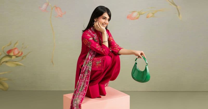 3 Piece Embroidered Lawn Suit thumbnail