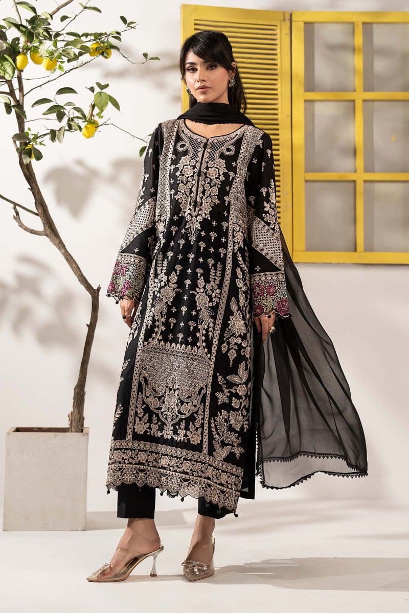 3 Piece Embroidered Lawn Suit thumbnail
