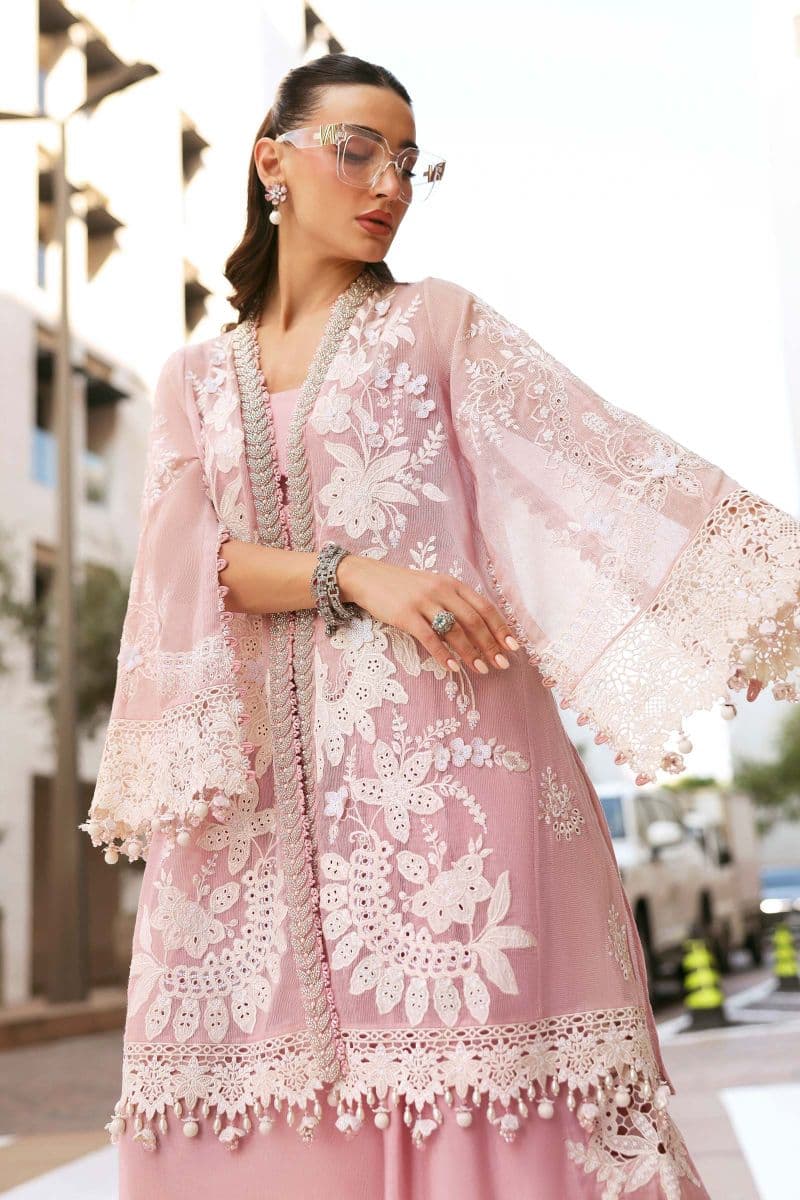 3 Piece Unstitched Embroidered Lawn Karandi Suit thumbnail