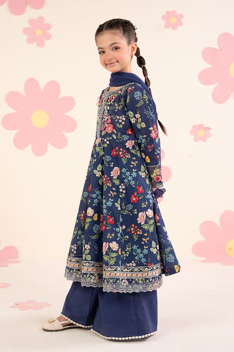 3 Piece Embroidered Lawn Suit thumbnail