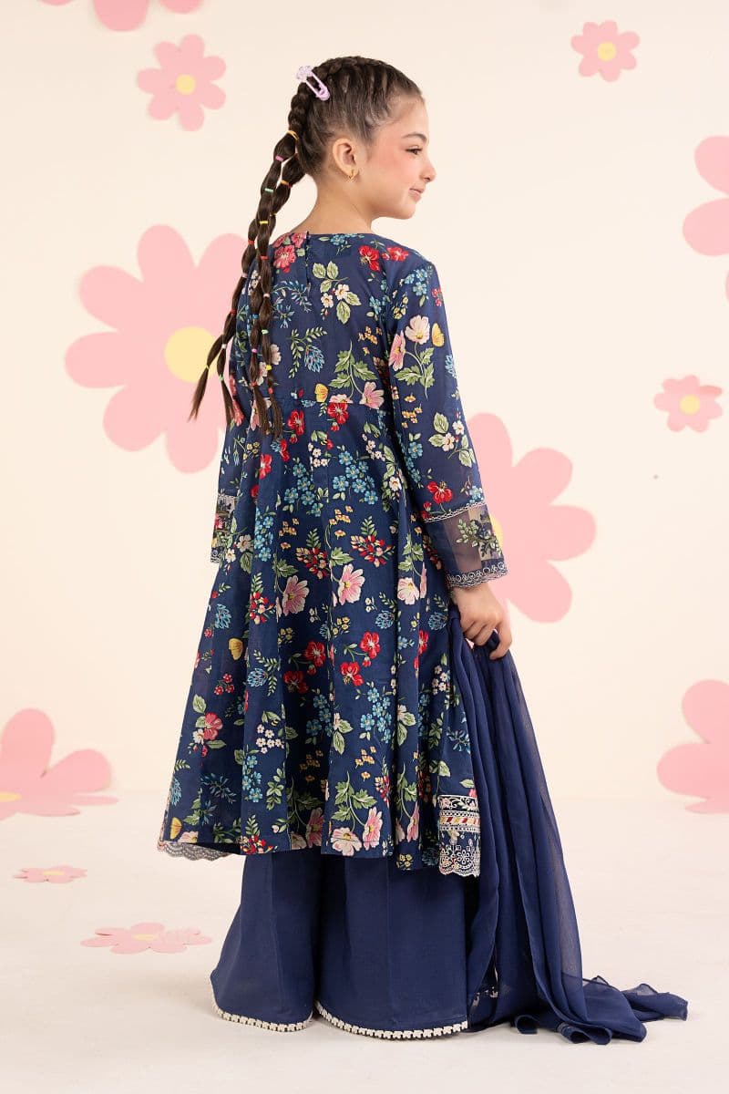 3 Piece Embroidered Lawn Suit thumbnail