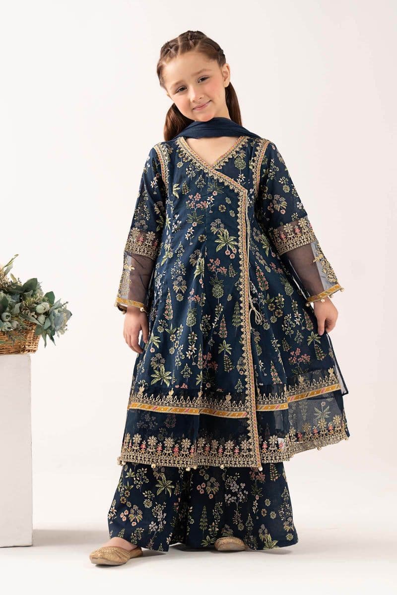 3 Piece Printed Lawn Suit thumbnail