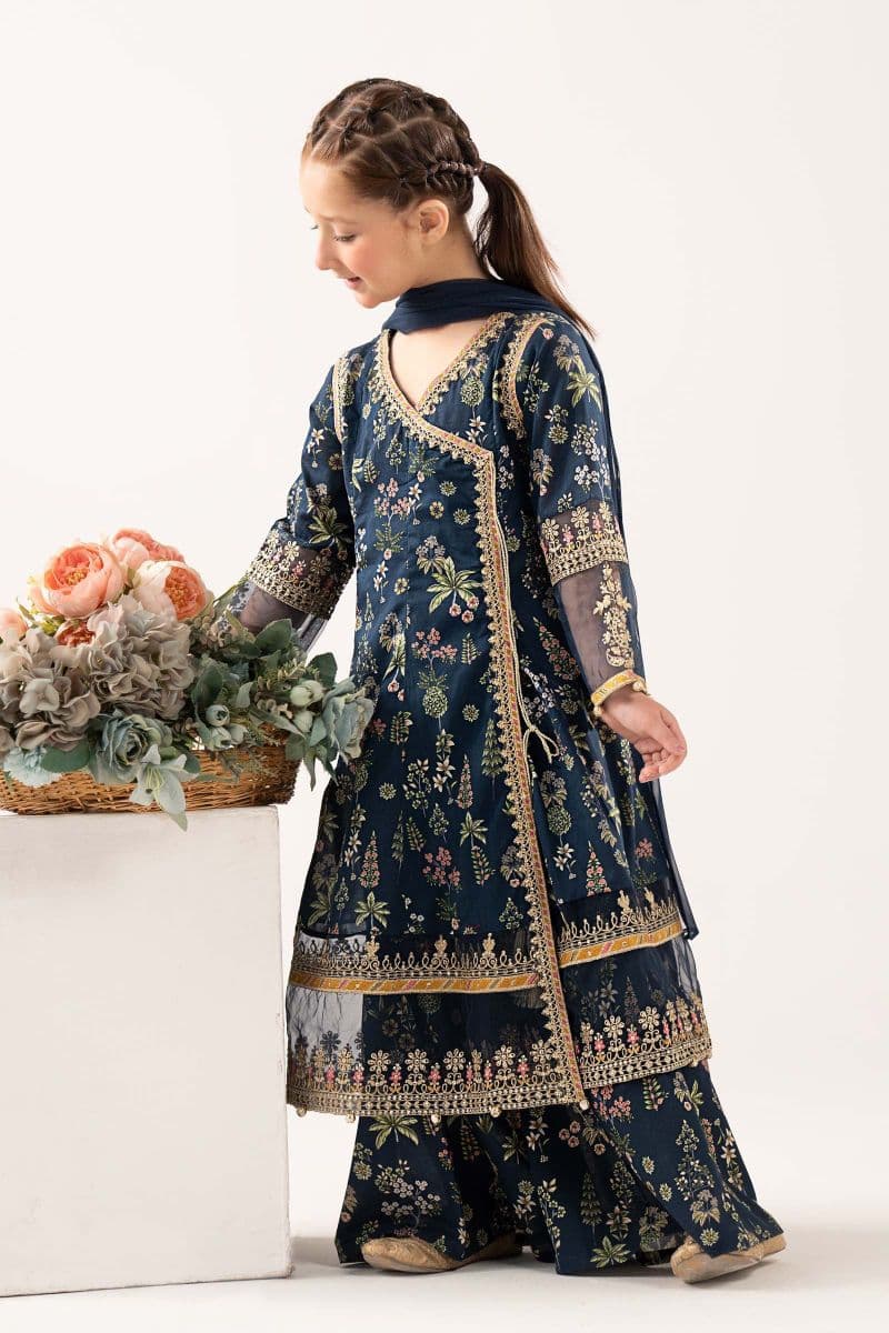 3 Piece Printed Lawn Suit thumbnail