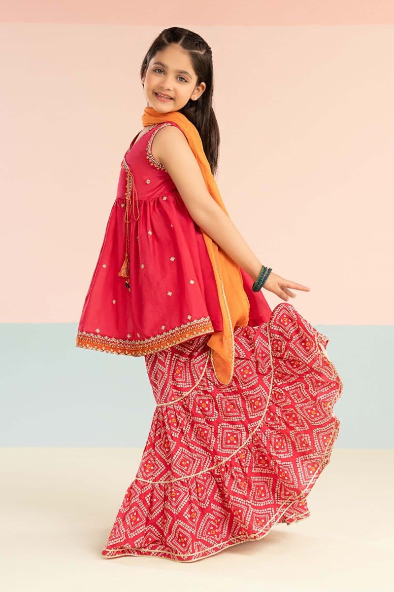 3 Piece Embroidered Lawn Suit thumbnail