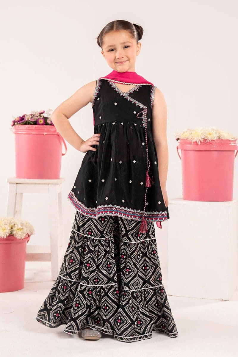 3 Piece Embroidered Lawn Suit