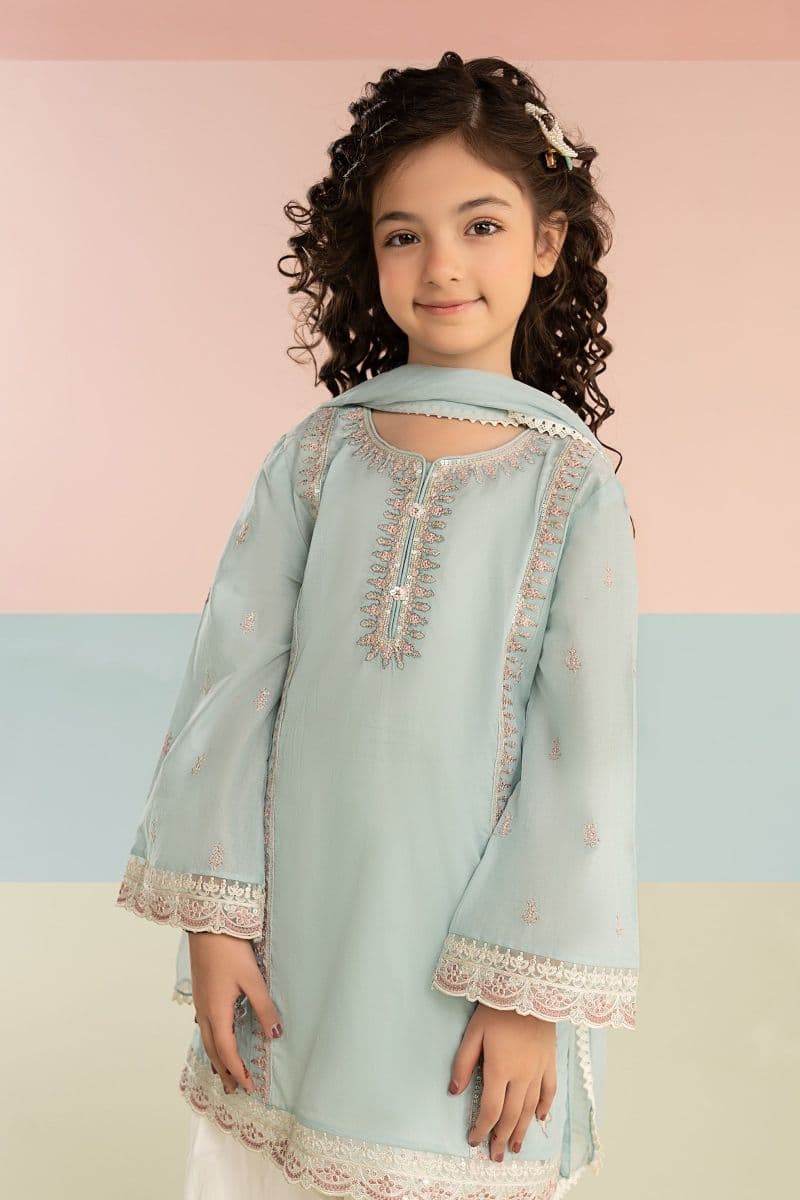 3 Piece Embroidered Lawn Suit thumbnail