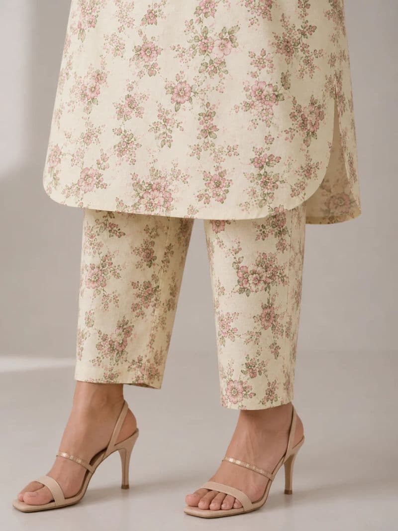 2-PIECE PRINTED CAMBRIC SUIT thumbnail