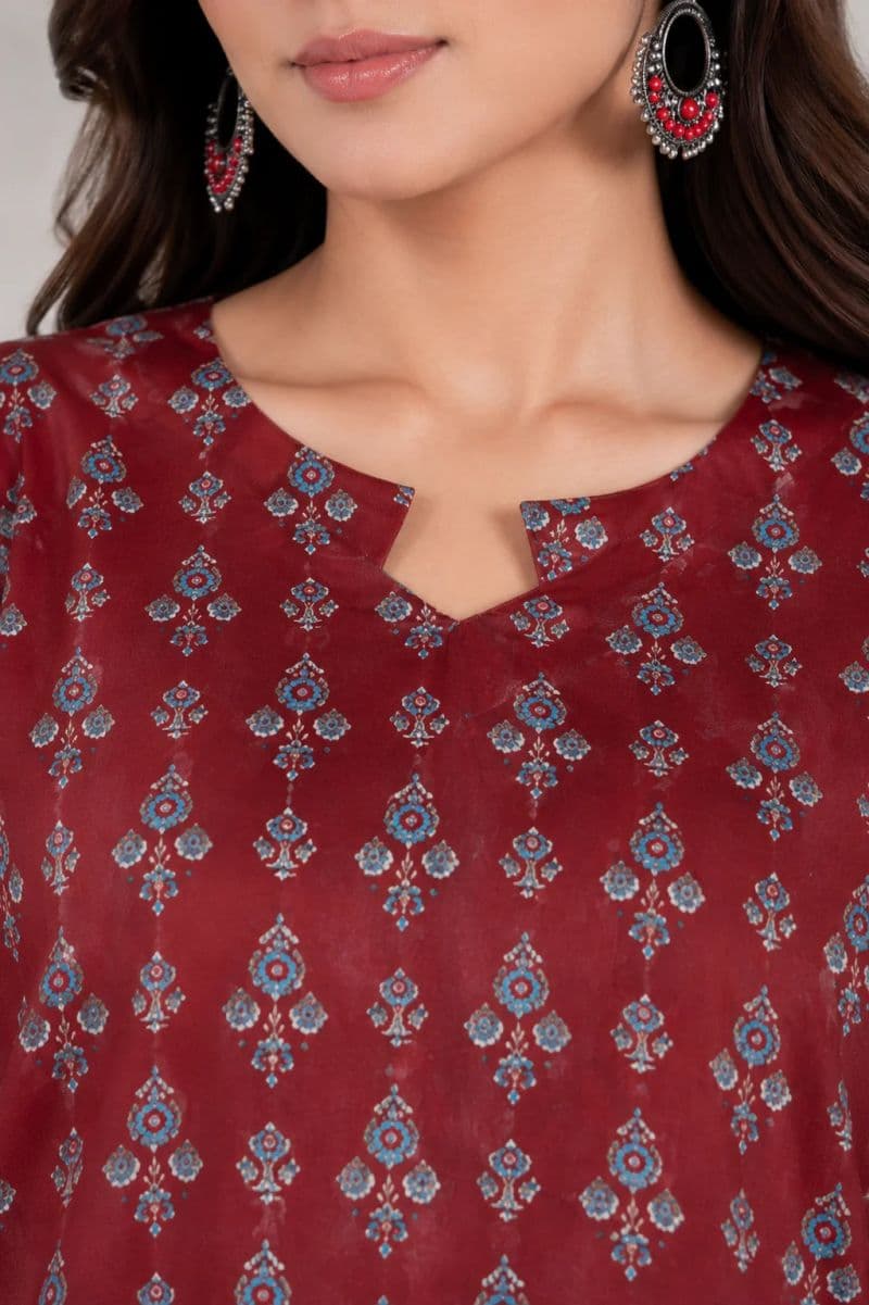 2-PIECE PRINTED CAMBRIC SUIT thumbnail