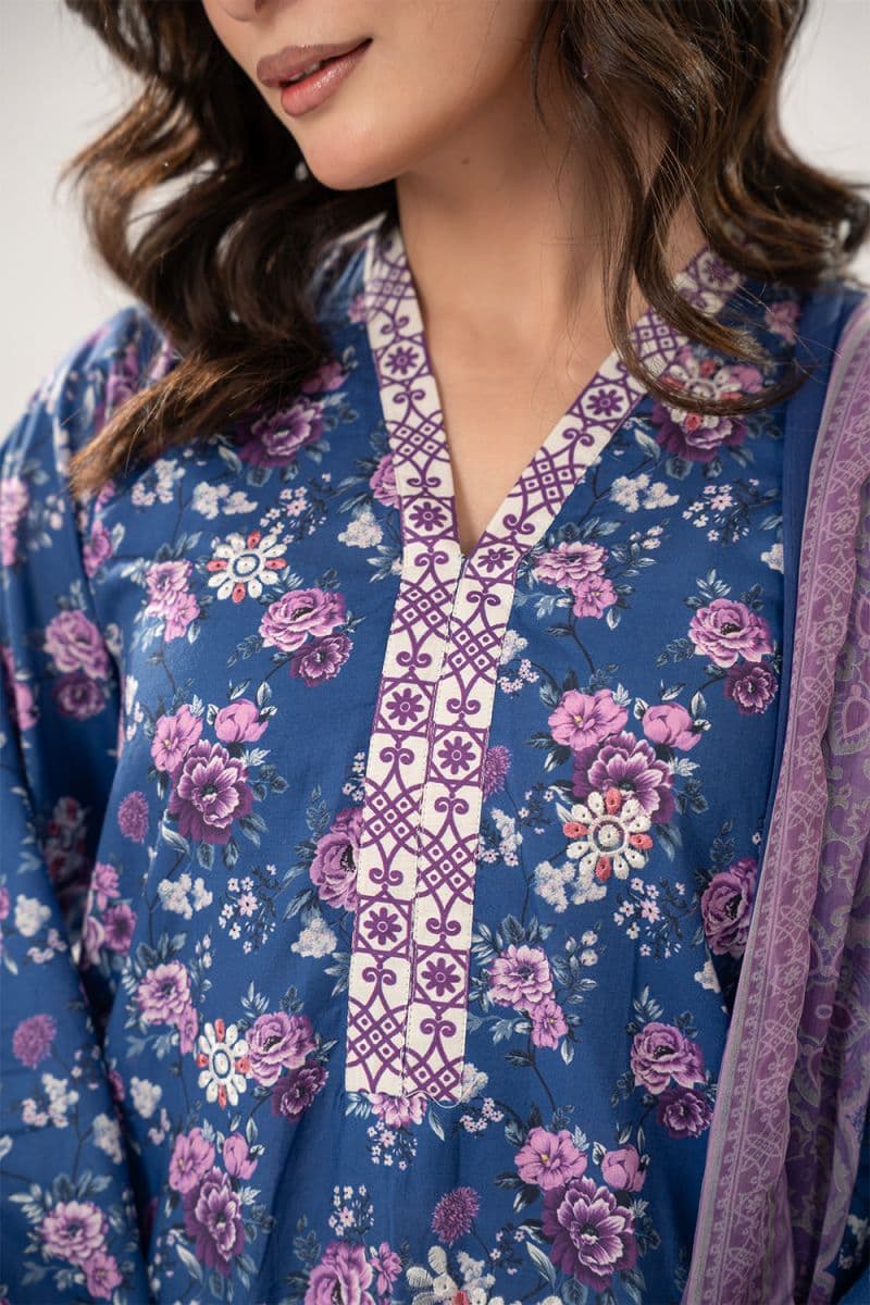 3 Piece - Embroidered Lawn Suit