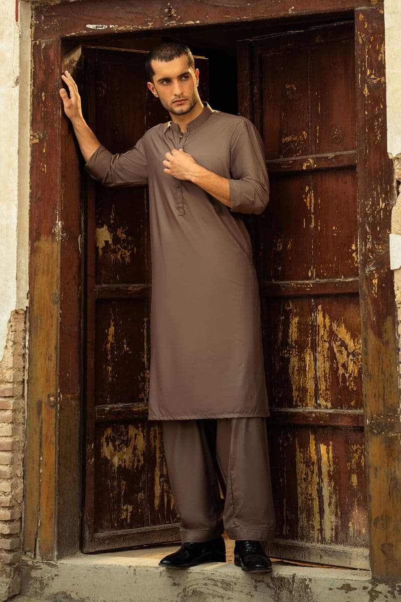 Brown Blended Kameez Shalwar thumbnail
