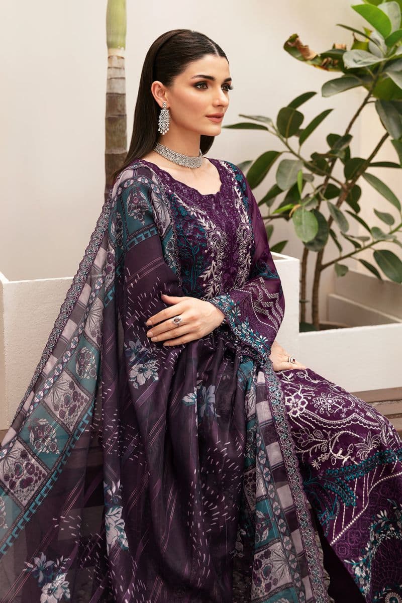Embroidered Chiffon Unstitched Suit