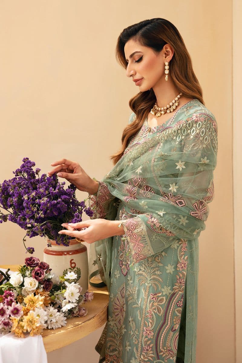 Embroidered Chiffon Unstitched Suit