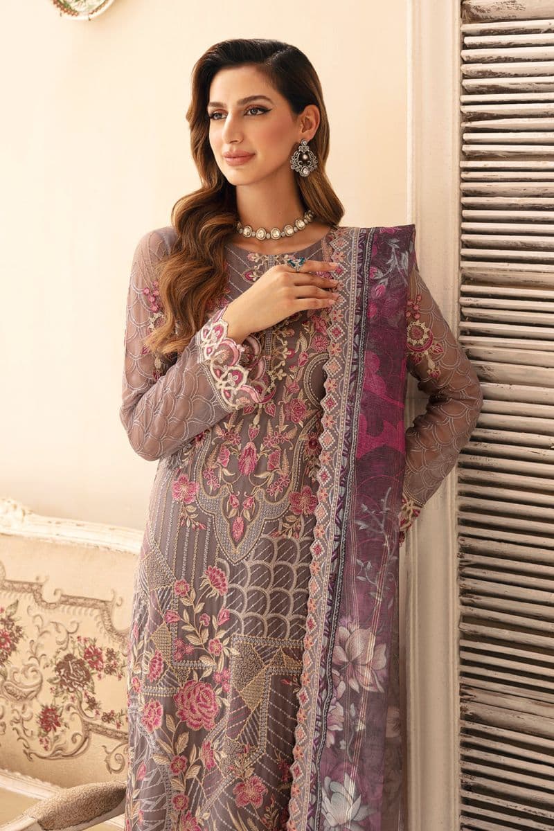 Embroidered Chiffon Unstitched Suit