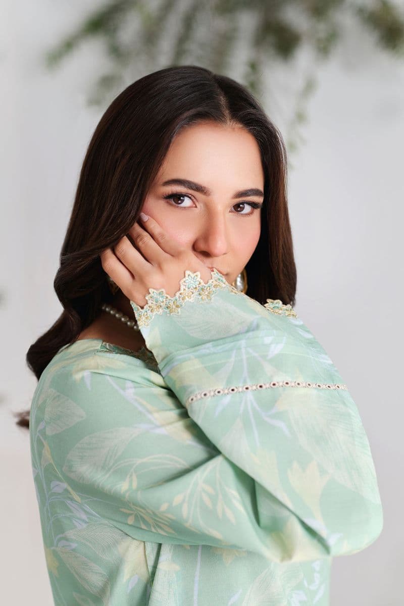 Embroidered Lawn Unstitched Suit